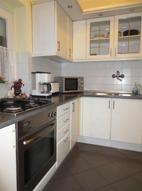 Szecsenyi Apartman Heviz Ngoại thất bức ảnh